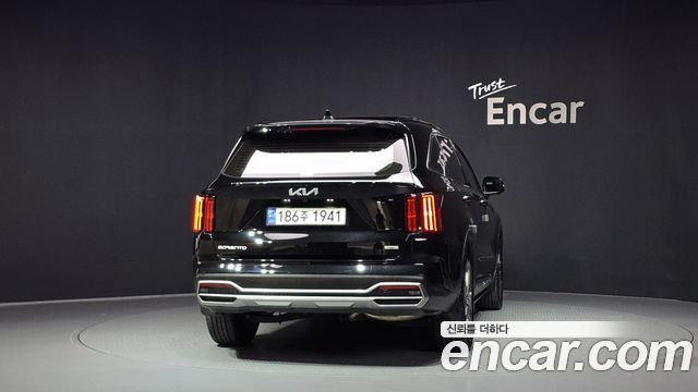 Kia Sorento 2023 — photo 4