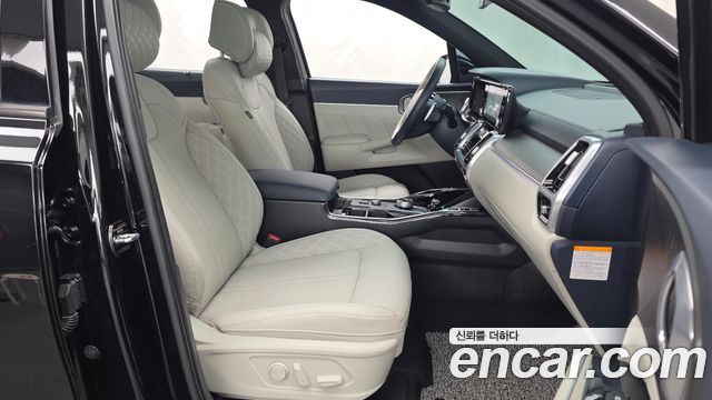 Kia Sorento 2023 — photo 17