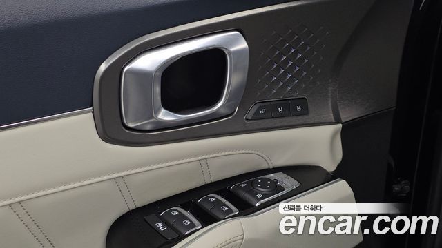 Kia Sorento 2023 — photo 14