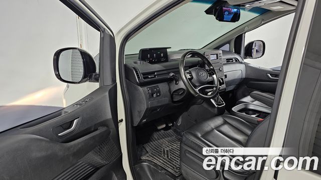 Hyundai Staria 2024 — photo 10