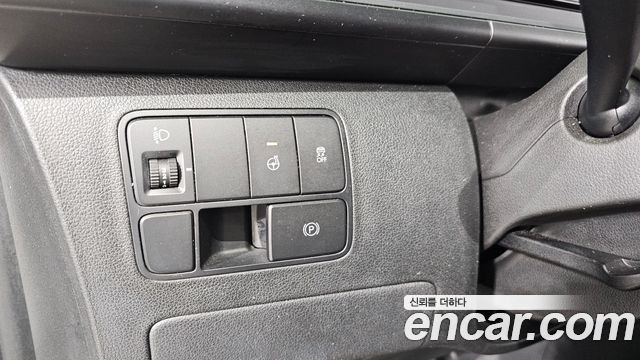 Hyundai Staria 2024 — photo 14