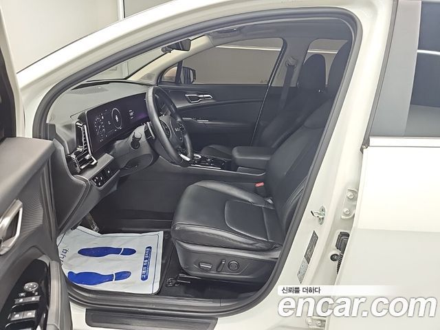 Kia Sportage 2023 — photo 10