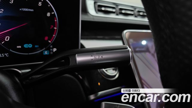 Mercedes-Benz S-Class 2022 — photo 12