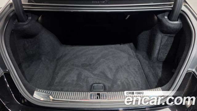 Mercedes-Benz S-Class 2022 — photo 23