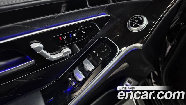 Mercedes-Benz S-Class 2022 — photo 28