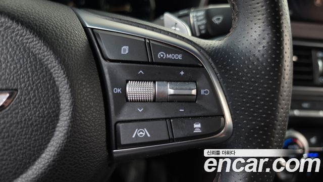 Genesis G70 2022 — photo 21