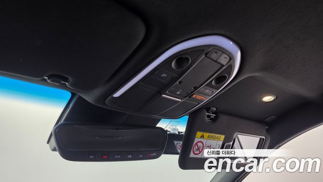 Genesis G70 2022 — photo 25