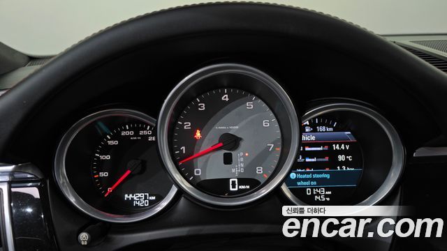 Porsche Macan 2015 — photo 8