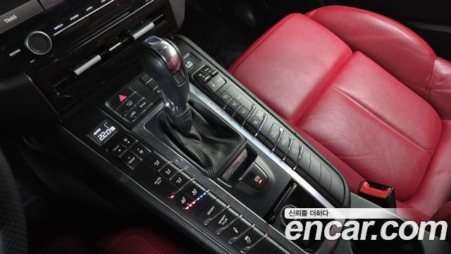 Porsche Macan 2015 — photo 9