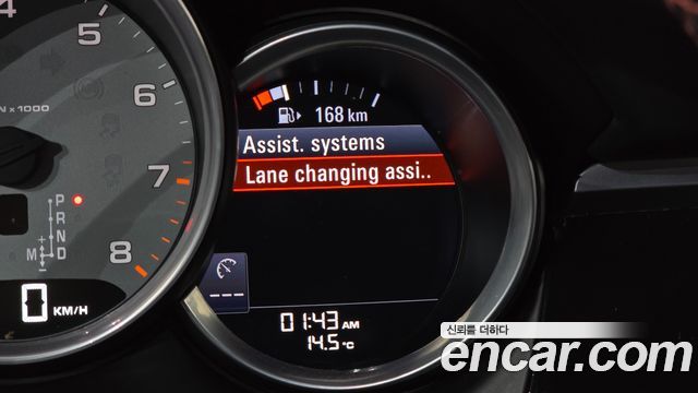 Porsche Macan 2015 — photo 15
