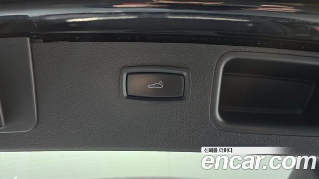 Porsche Macan 2015 — photo 17