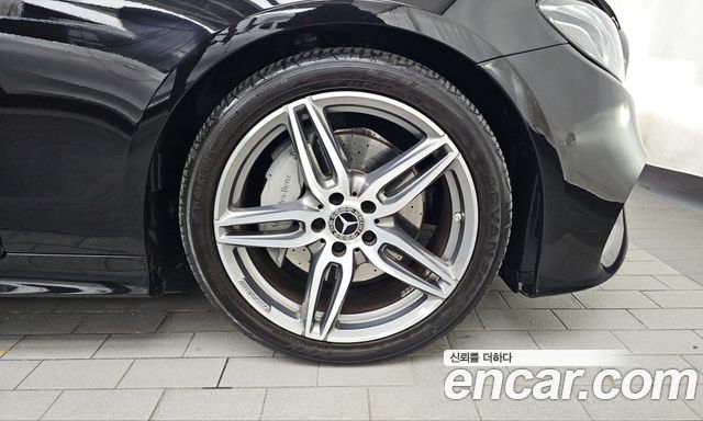 Mercedes-Benz E-Class 2019 — photo 5
