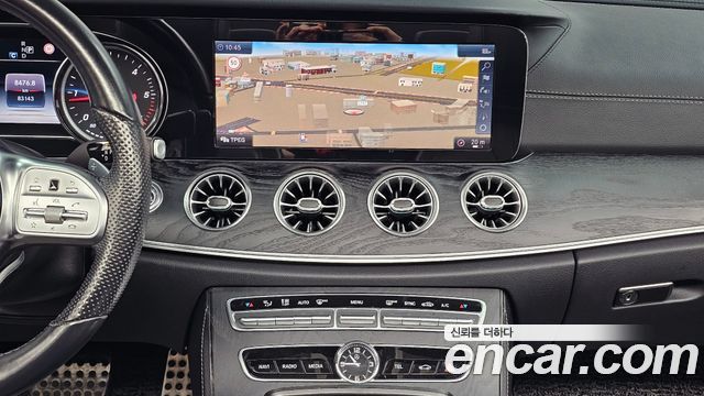 Mercedes-Benz E-Class 2019 — photo 21
