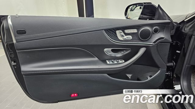 Mercedes-Benz E-Class 2019 — photo 14