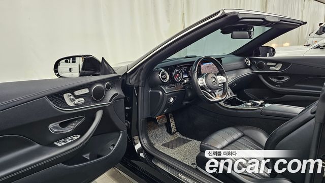 Mercedes-Benz E-Class 2019 — photo 16