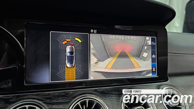 Mercedes-Benz E-Class 2019 — photo 27