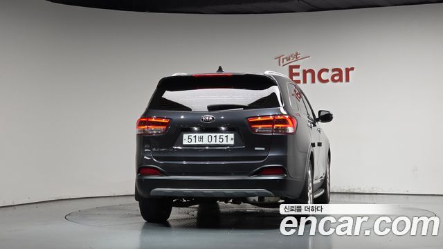 Kia Sorento 2017 — photo 4
