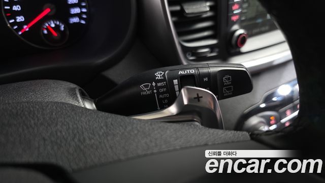 Kia Sorento 2017 — photo 38
