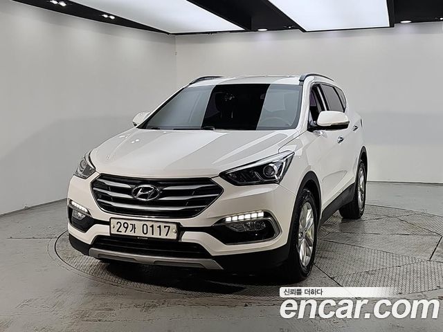 Hyundai Santafe 2017 — photo 1
