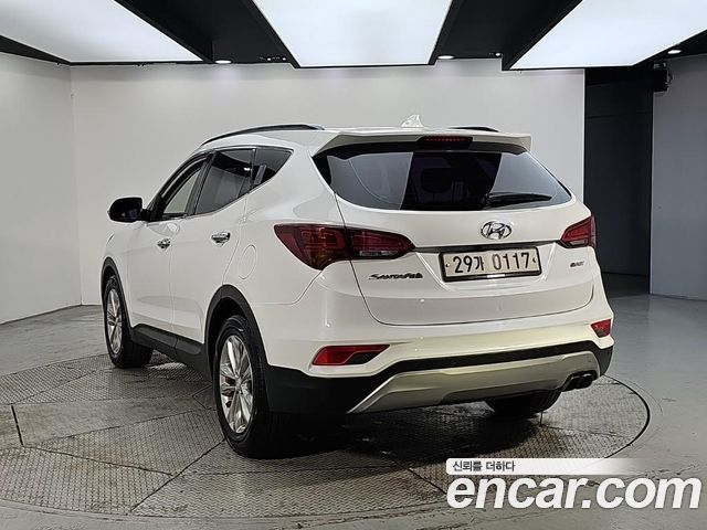 Hyundai Santafe 2017 — photo 3
