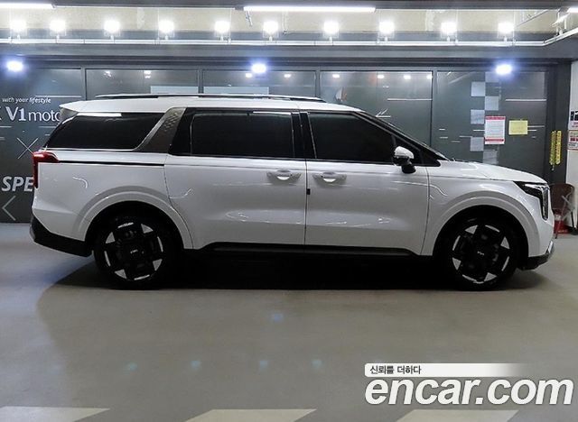 Kia Canival 2025 — photo 4