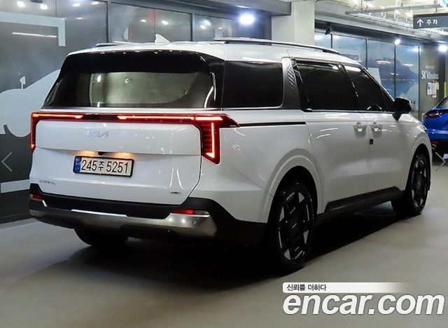 Kia Canival 2025 — photo 5