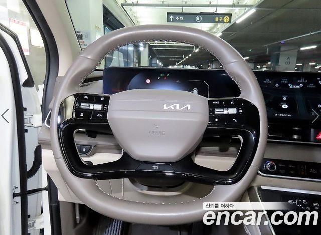 Kia Canival 2025 — photo 9