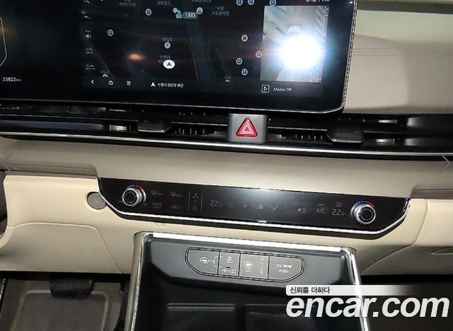 Kia Canival 2025 — photo 12