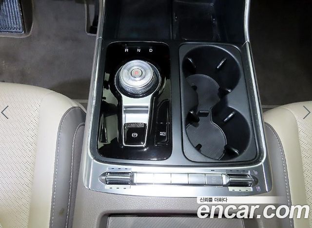 Kia Canival 2025 — photo 13