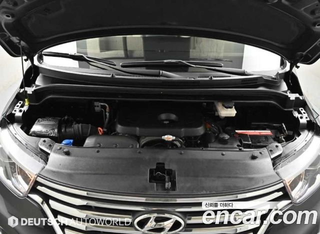 Hyundai Starex 2019 — photo 6