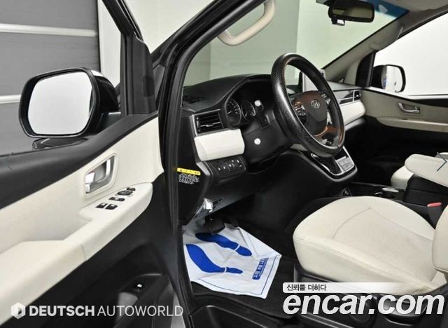 Hyundai Starex 2019 — photo 11