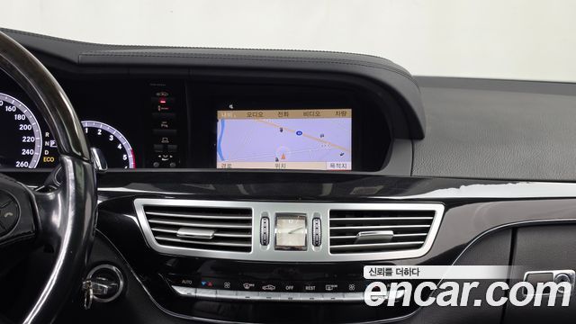 Mercedes-Benz S-Class 2013 — photo 14