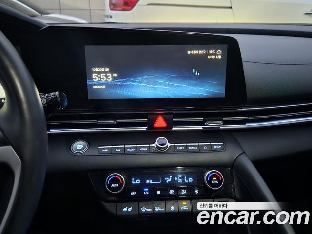 Hyundai AVANTE 2022 — photo 5