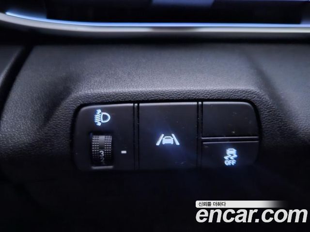 Hyundai AVANTE 2022 — photo 11