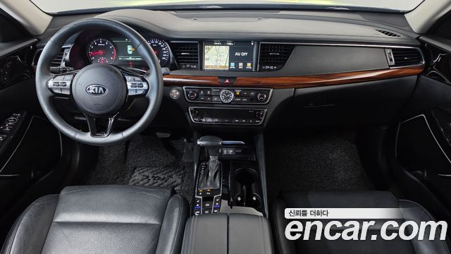 Kia K7 2017 — photo 10