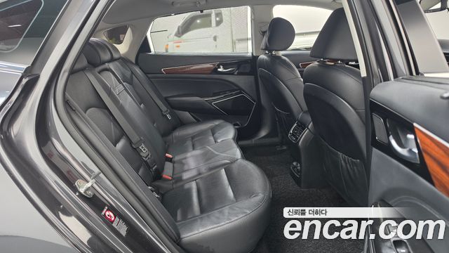 Kia K7 2017 — photo 17
