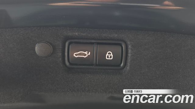 Kia K7 2017 — photo 23