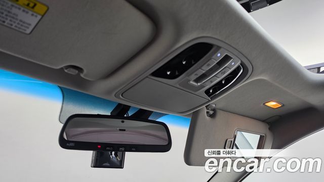 Kia K7 2017 — photo 26