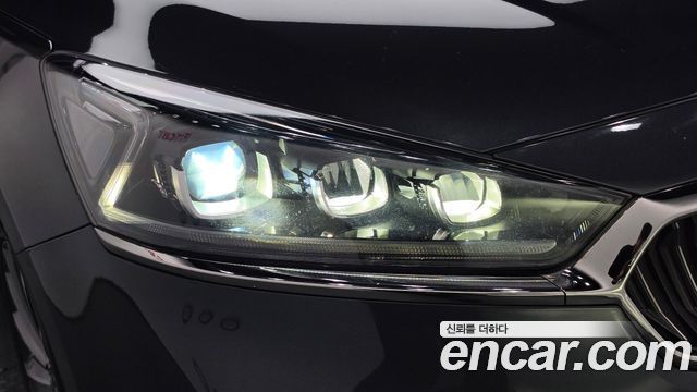 Kia K7 2017 — photo 8