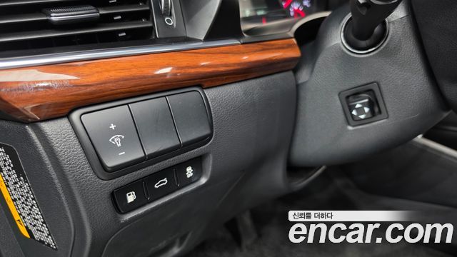Kia K7 2017 — photo 27