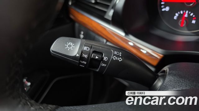 Kia K7 2017 — photo 34