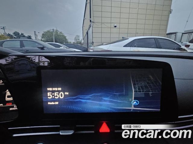 Hyundai AVANTE 2021 — photo 5