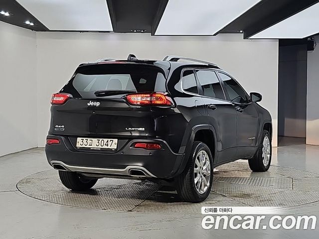 Jeep Cherokee 2015 — photo 2