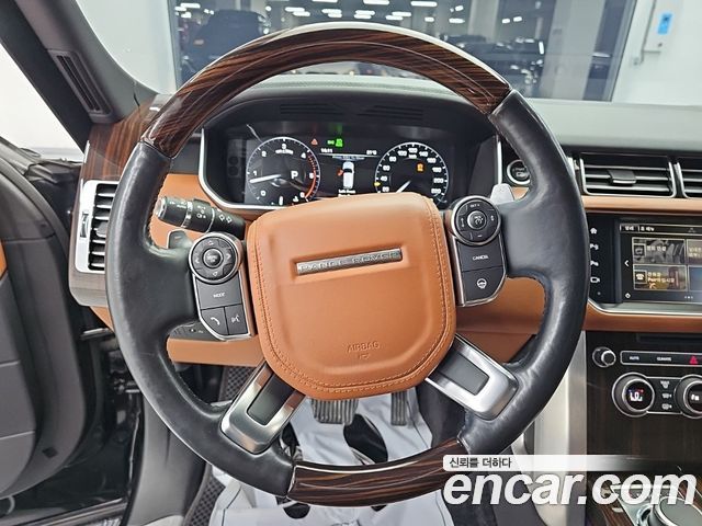 Land Rover Range Rover 2016 — photo 9