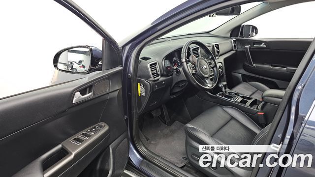 Kia Sportage 2018 — photo 12