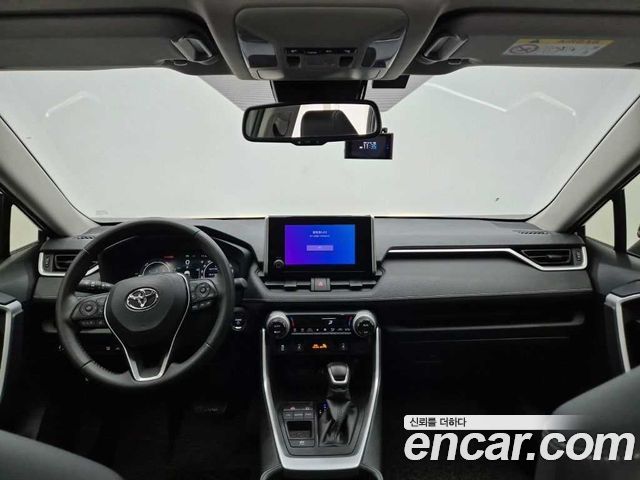 Toyota RAV4 2023 — photo 7