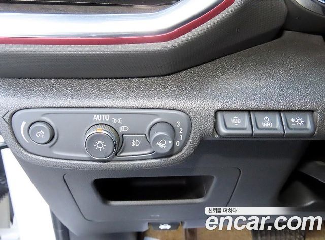 Chevrolet Korea Trailblazer 2023 — photo 12