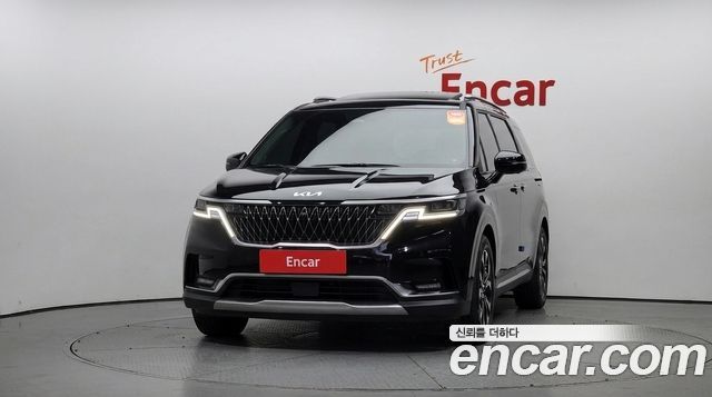 Kia Canival 2023 — photo 3