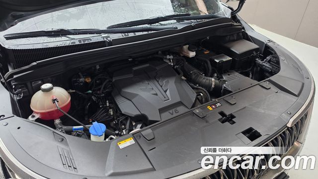 Kia Canival 2023 — photo 6