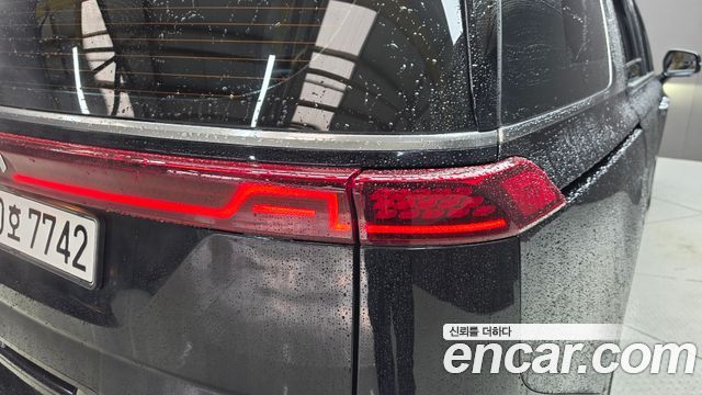 Kia Canival 2023 — photo 9